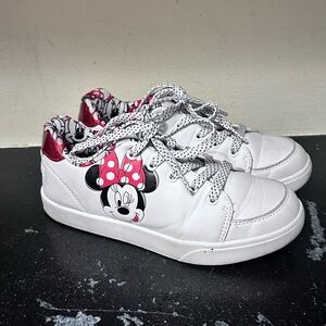 Big Girls Disney Minnie Mouse Sneakers Size 3